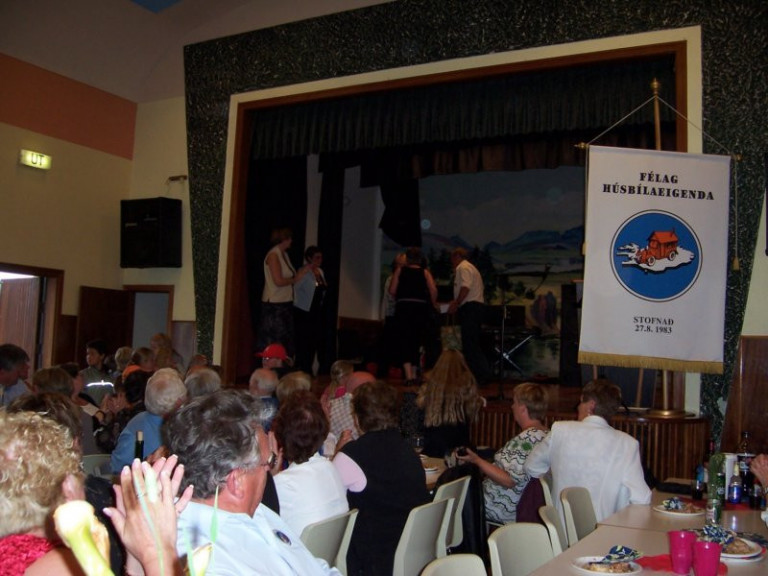 Mynd 211